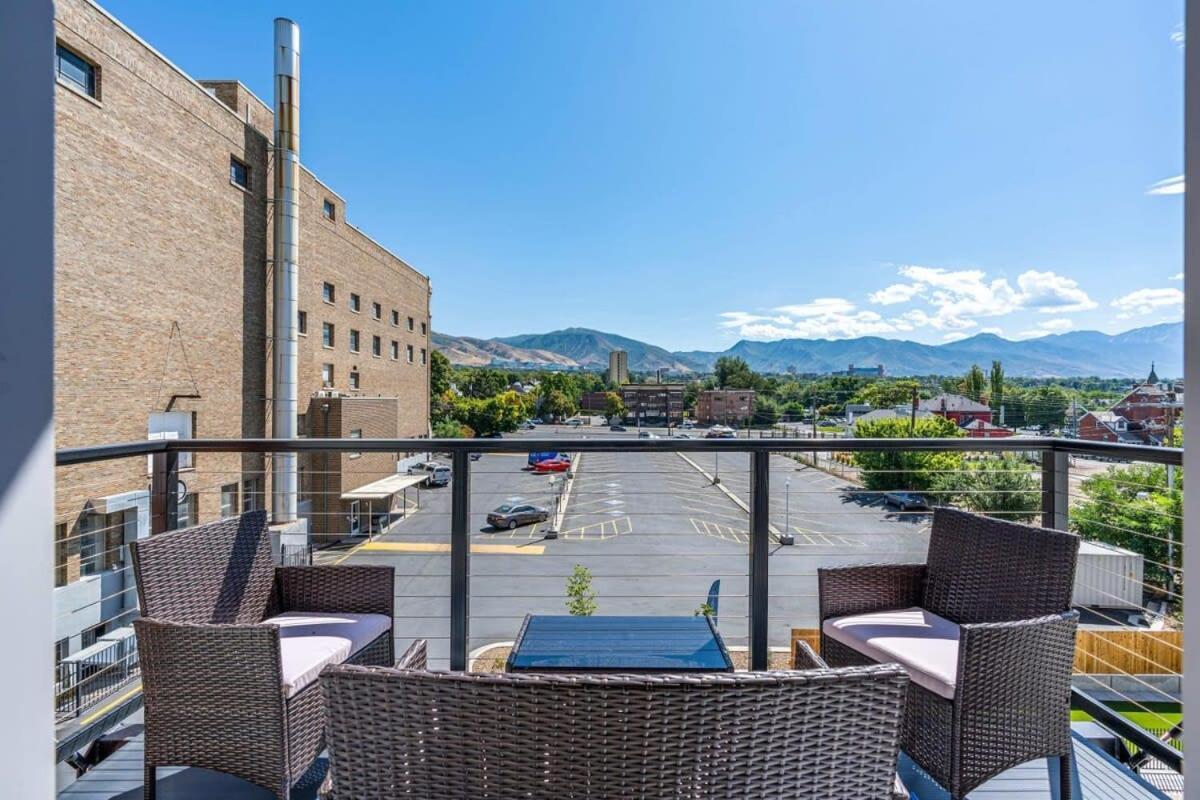 2Br Luxury Urban Escape Balcony & Fitness Center Apartment Salt Lake City Luaran gambar
